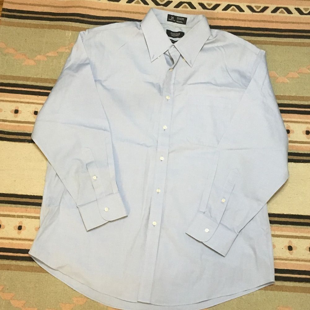 Nordstrom men's shop Blue long sleeve button up shirt 16.5 sz 32 traditional fit